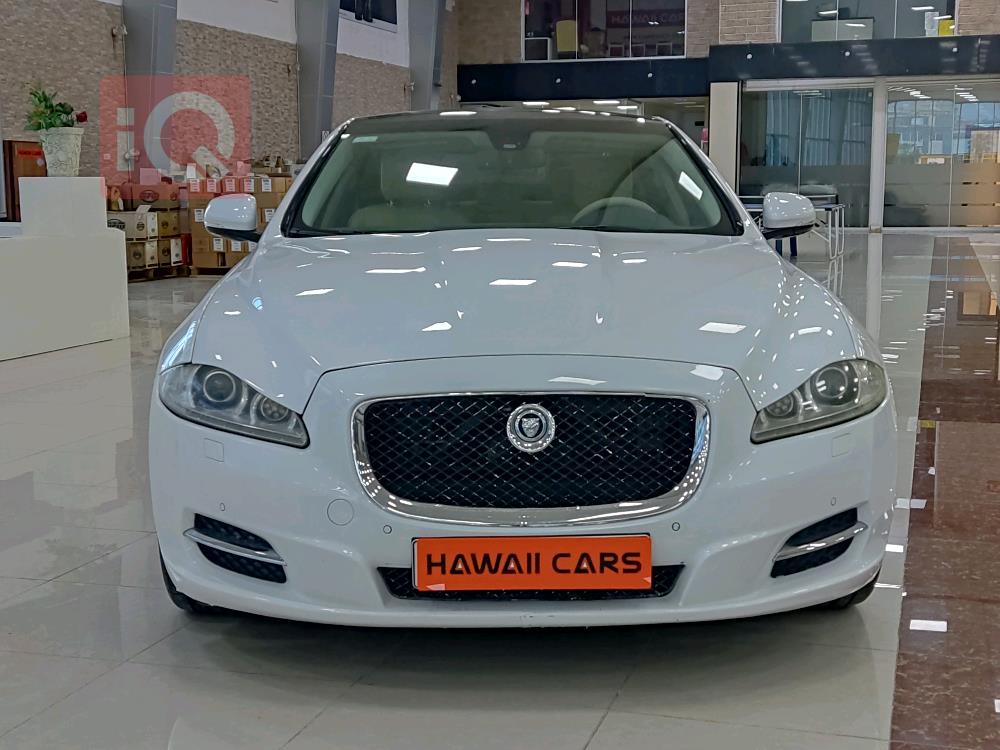 جاكوار XJ